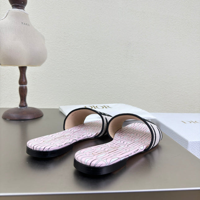 DWAY SLIDE EMBROIDERED COTTON AND LIGHT PINK MISS DIOR ALLOVER MOTIF