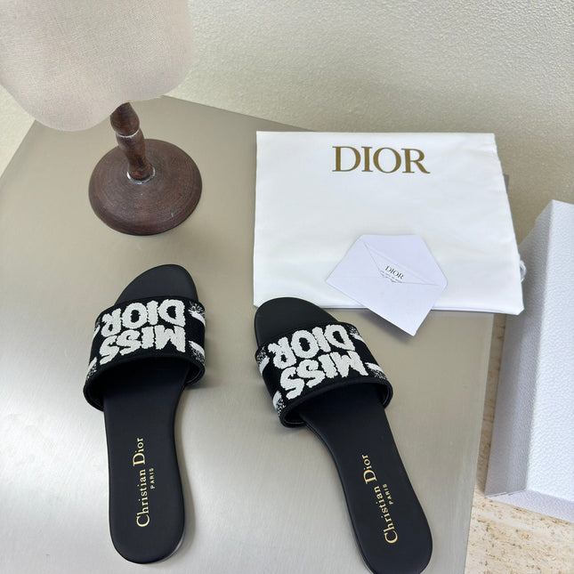 DWAY SLIDE EMBROIDERED COTTON AND BLACK MISS DIOR ALLOVER MOTIF