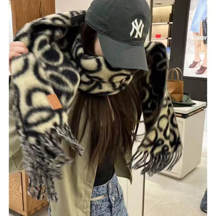 ANAGRAM 200 CM SCARF IN BLACK MIX BEIGE ALPACA AND WOOL 411850