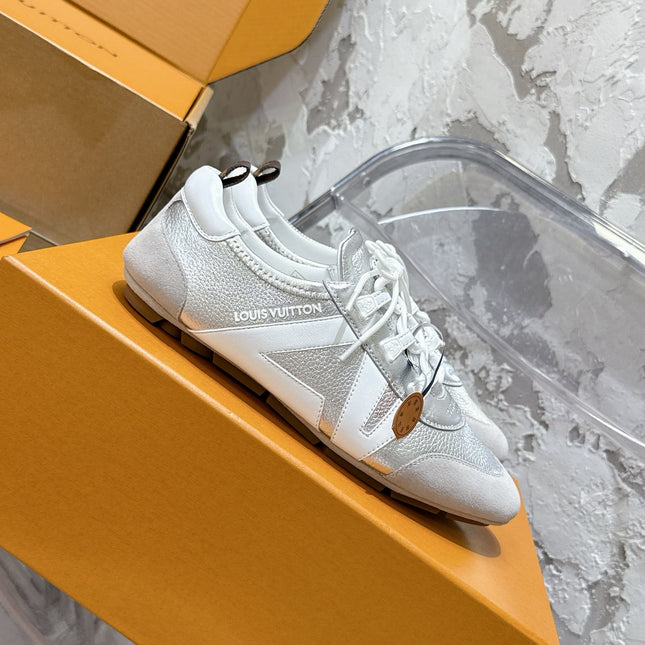 SNEAKERINA TRAINERS IN SILVER-TONE CALFSKIN AND SUEDE