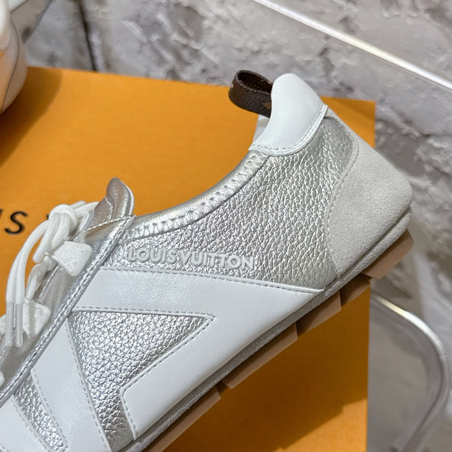 SNEAKERINA TRAINERS IN SILVER-TONE CALFSKIN AND SUEDE