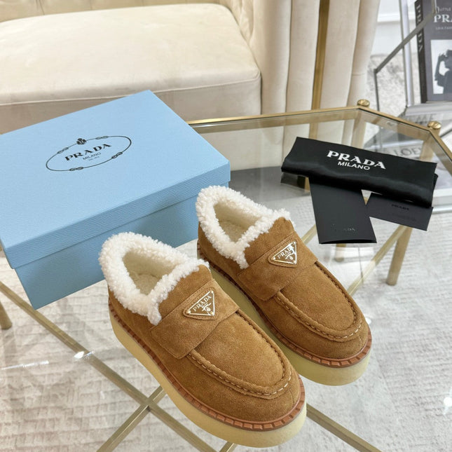 SUEDE LOAFER CAMEL WITH SHEARLING LINING