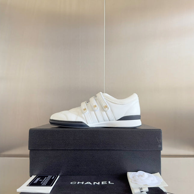 CC MARY JANE SNEAKER IN WHITE LAMBSKIN