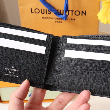 LV 25S SLENDER WALLET 11 IN BLACK TAIGA CALFSKIN