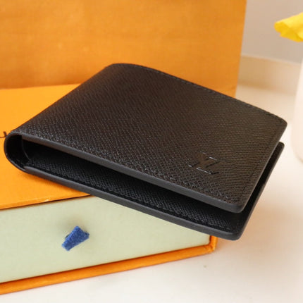 LV 25S SLENDER WALLET 11 IN BLACK TAIGA CALFSKIN