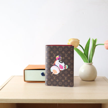 DOLL PASSPORT WALLET IN CHOCOLATE BROWN MONOGRAM CALFSKIN