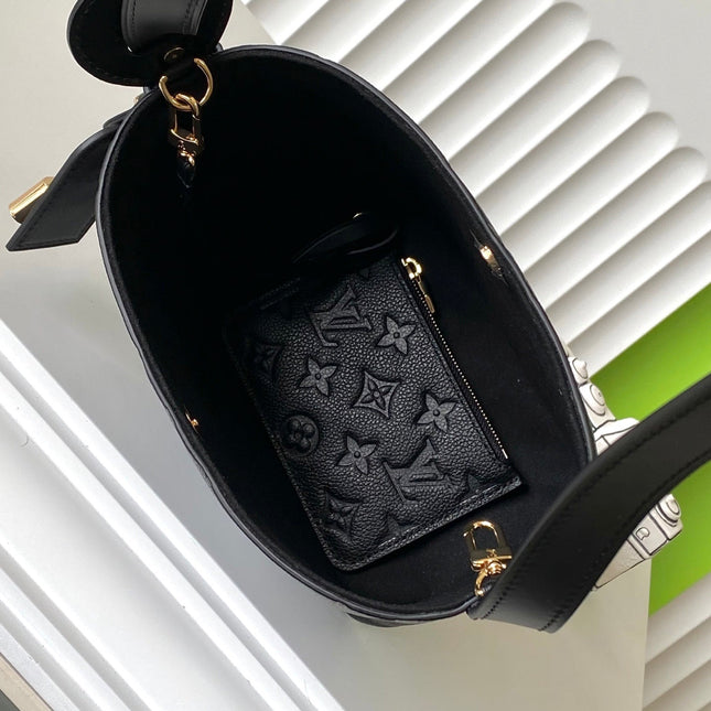 ALL IN BB 18 IN BLACK EMBOSSED COWHIDE GOLD LOCK