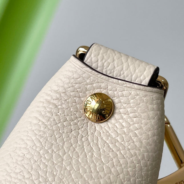 LOOP HOBO 38 CREMEMONOGRAM EMPREINTE LEATHER GOLD HARDWARE