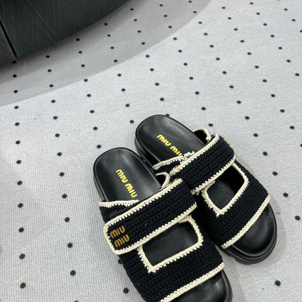 Sandals Black With Ivory Border Fabric
