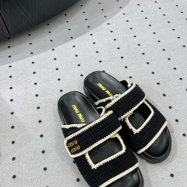 Sandals Black With Ivory Border Fabric