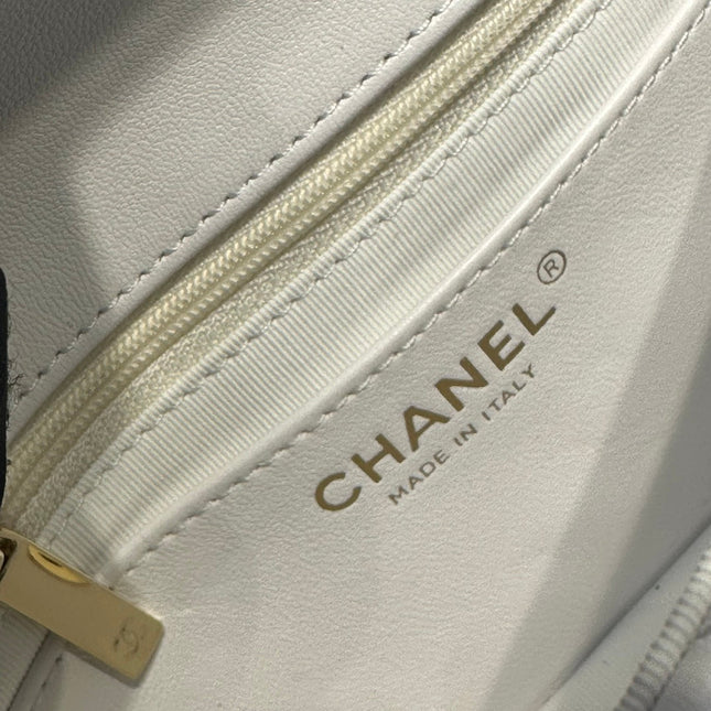 CC MINI 16 CROSSBODY BAG IN WHITE CALFSKIN WITH STRAP