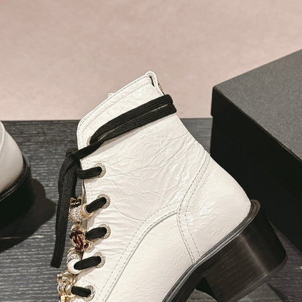 OXFORD SHORT BOOTS WHITE MIX BLACK SHEEPSKIN