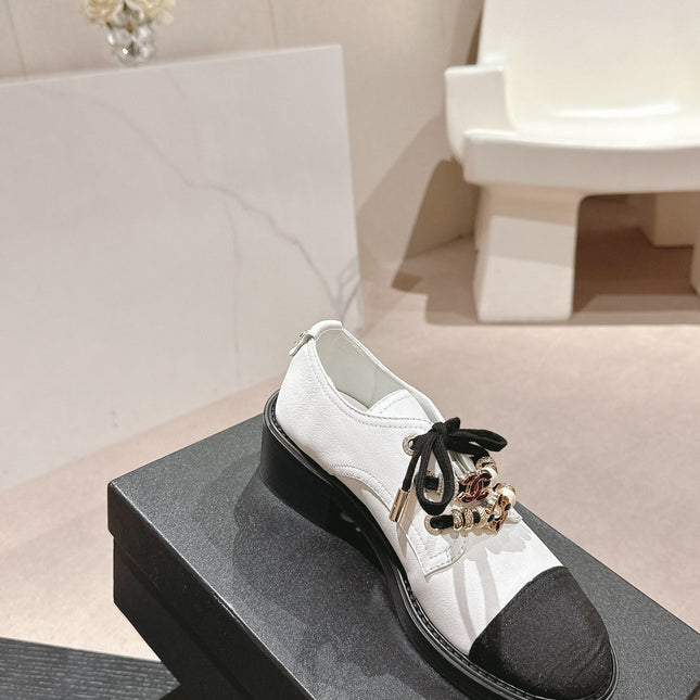 OXFORD SHOES WHITE MIX BLACK SHEEPSKIN