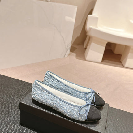 BALLET FLATS IN LIGHT BLUE DENIM AND BLACK SATIN