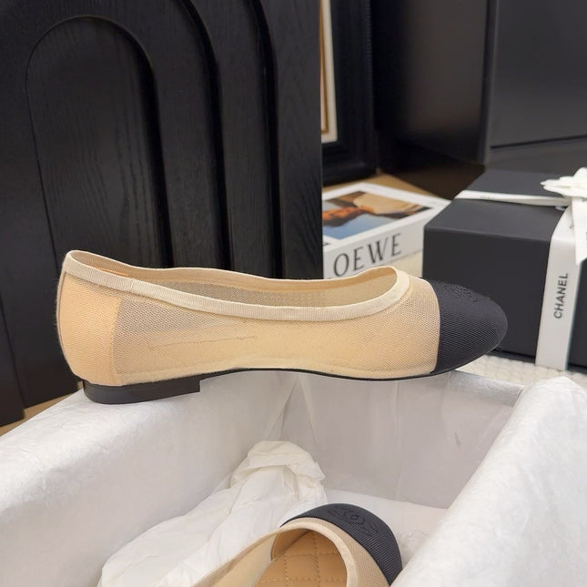 BALLET FLAT IN BLACK FABRIC AND BEIGE MESH