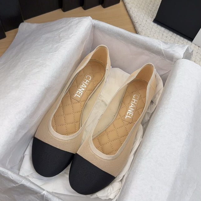 BALLET FLAT IN BLACK FABRIC AND BEIGE MESH