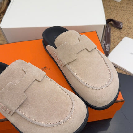 HM 25S MULE IN BEIGE SUEDE
