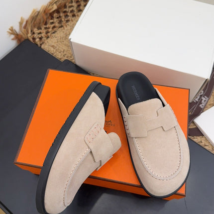 HM 25S MULE IN BEIGE SUEDE