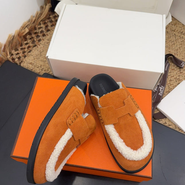 HM 25S MULE IN ORANGE SUEDE MIX WHITE SHEARLING