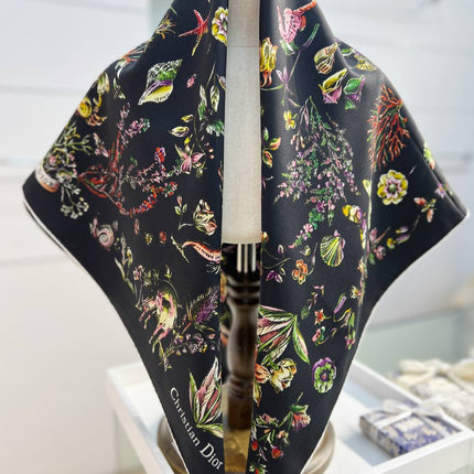 DIOR REVERSIBLE PRINTED SQUARE SCARF 90 CM IN BLACK SILK 735867