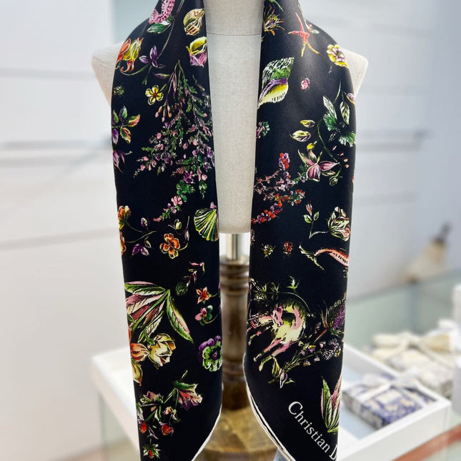 DIOR REVERSIBLE PRINTED SQUARE SCARF 90 CM IN BLACK SILK 735867
