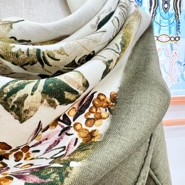DIOR REVERSIBLE SCARF 140 CM IN CREAM WHITE MIX GREEN WOOL-SILK FABRIC 735876