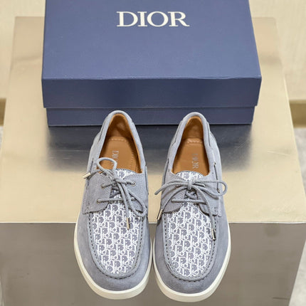 CD GRANVILLE BOAT SHOE STONE SUEDE