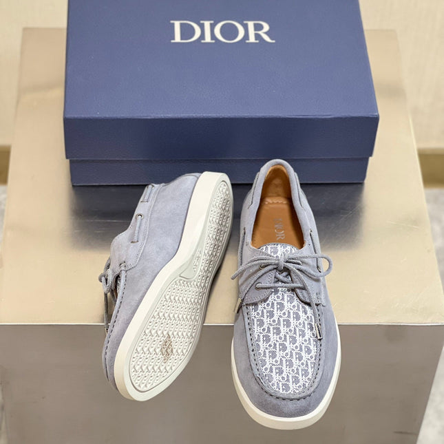 CD GRANVILLE BOAT SHOE STONE SUEDE