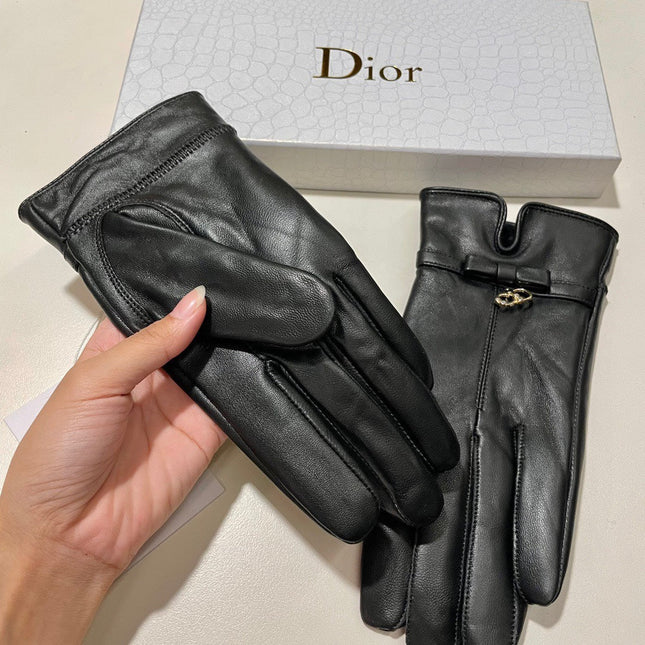 GLOVES ATTACHED BOW IN BLACK LAMBSKIN 992746