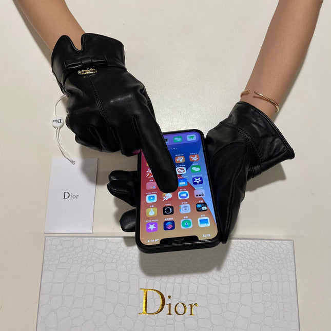 GLOVES ATTACHED BOW IN BLACK LAMBSKIN 992746