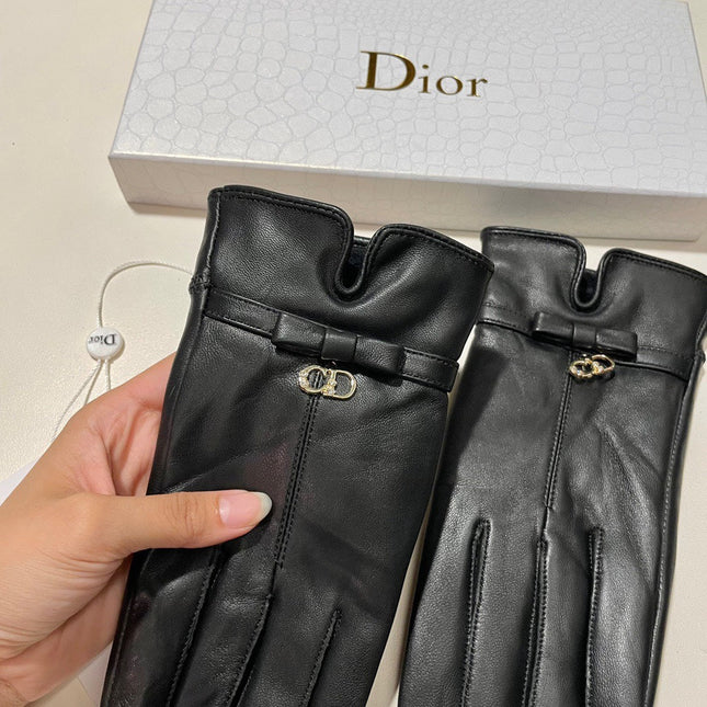 GLOVES ATTACHED BOW IN BLACK LAMBSKIN 992746