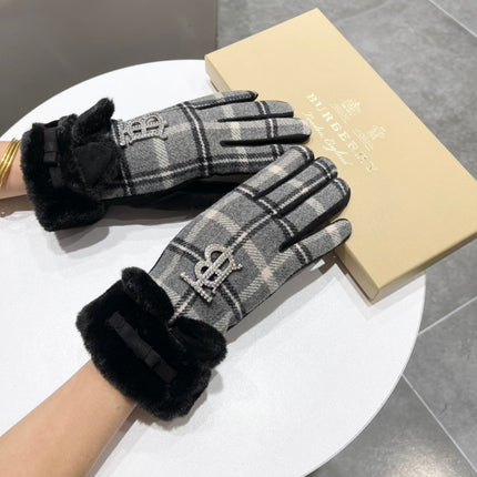 GLOVES IN BLACK WOOL AND RABBIT FUR 158883