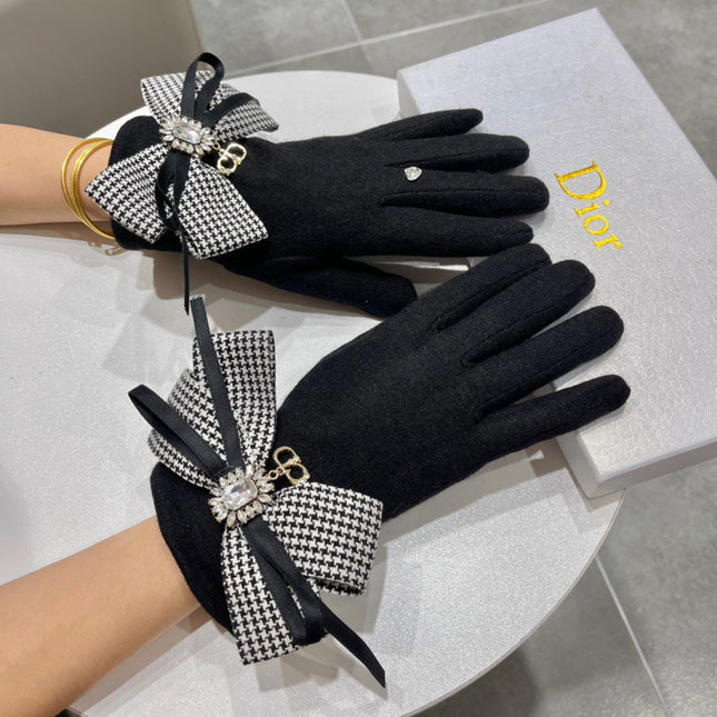 WOOL GLOVES BLACK ATTACHED BUTTERFLY BOW 215146