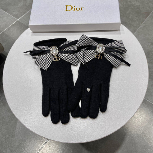 WOOL GLOVES BLACK ATTACHED BUTTERFLY BOW 215146