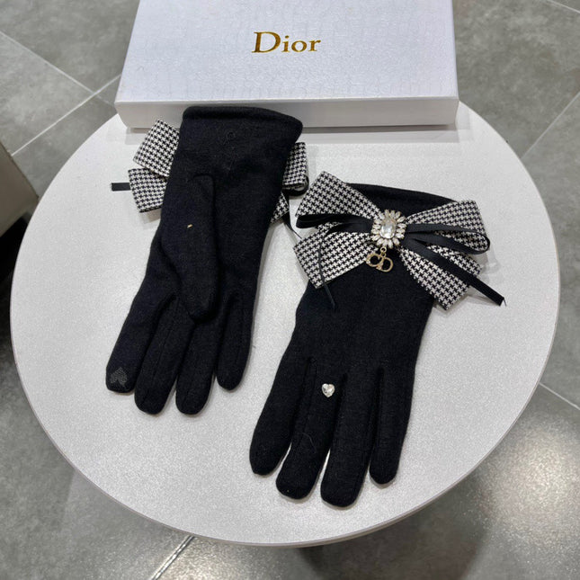WOOL GLOVES BLACK ATTACHED BUTTERFLY BOW 215146