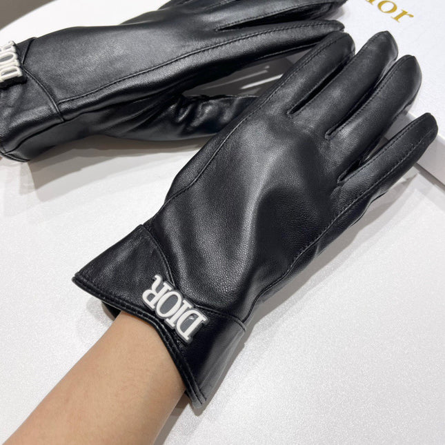 TOUCHSCREEN GLOVES IN BLACK LAMBSKIN AND FLEECE LINING 218806