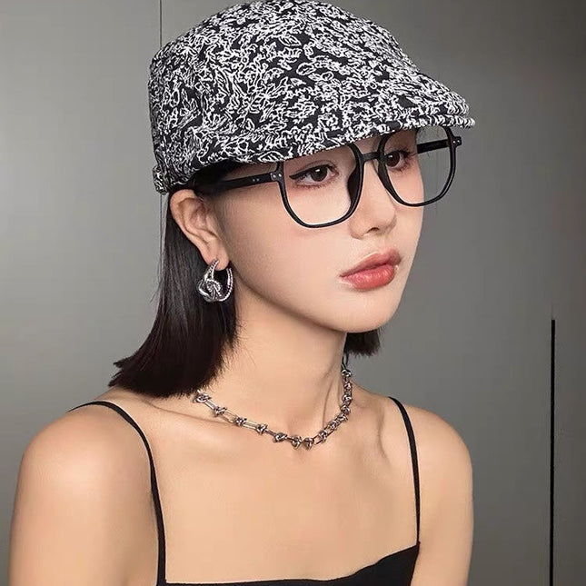 BAKER BOY CAP IN BLACK MIX WHITE FABRIC 431519