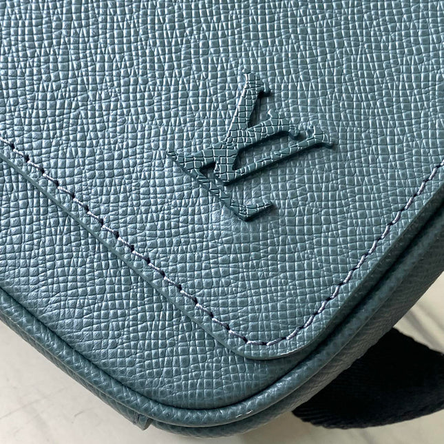 DISTRICT PM 26 IN CELESTE GREEN CALFSKIN