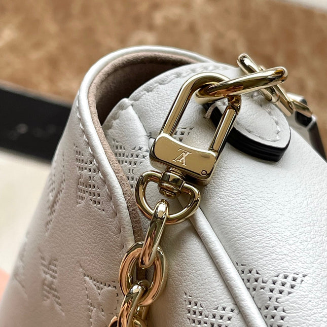 WALLET ON CHAIN IVY 23 IN WHITE MONOGRAM PERFORATED CALFSKIN GOLD HARDWARE