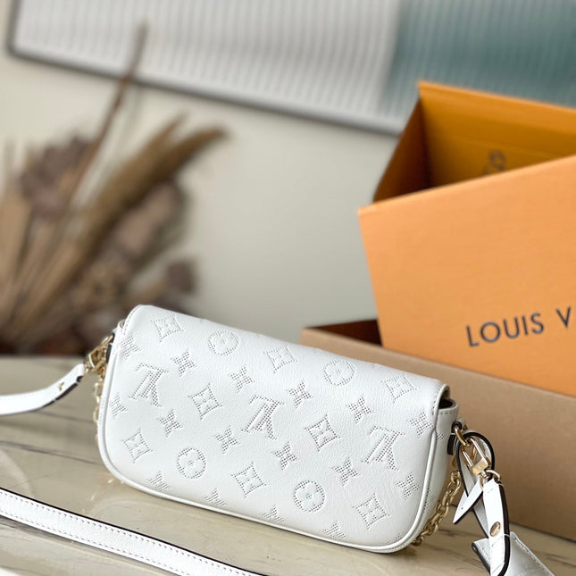 WALLET ON CHAIN IVY 23 IN WHITE MONOGRAM PERFORATED CALFSKIN GOLD HARDWARE