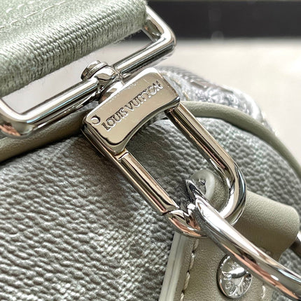 KEEPALL BANDOULIÈRE 45 IN GRAY MONOGRAM GRADIENT CANVAS