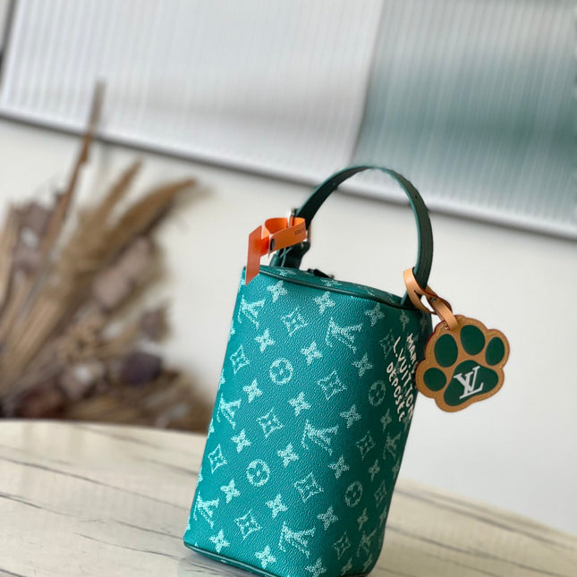 LOCKER DOPP KIT 28 IN GREEN MONOGRAM HERITAGE CANVAS