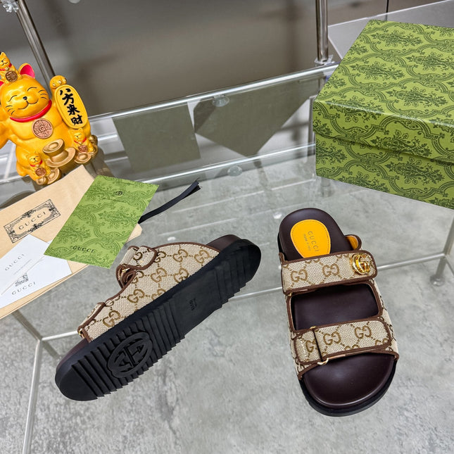 GG SANDALS IN DARK BROWN CALFSKIN AND BEIGE FABRIC WITH GOLD HARDWARE