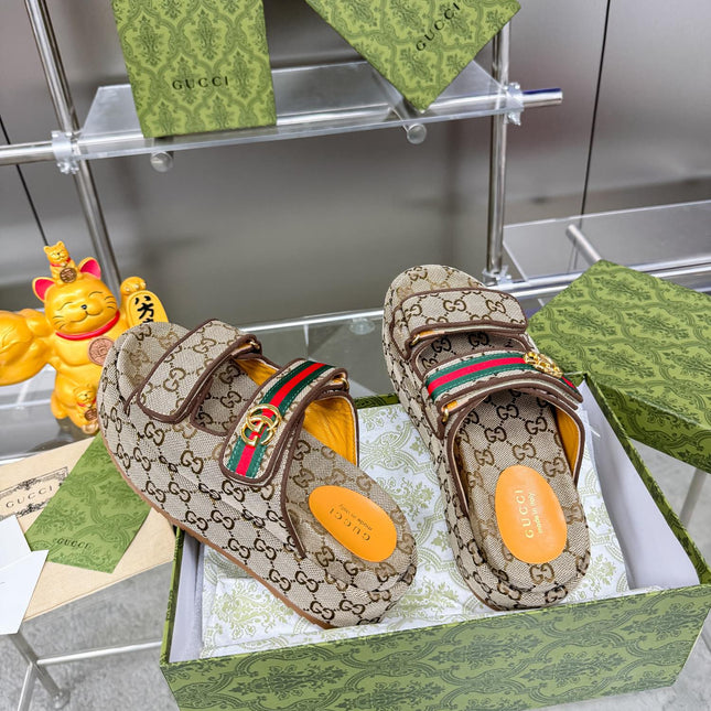 GG SANDALS 22 IN BEIGE FABRIC WITH GOLD HARDWARE