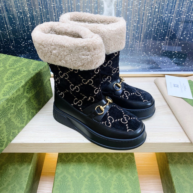 HORSEBIT ANKLE BOOTS WITH MERINO TRIM IN BLACK VELVET AND CALFSKIN