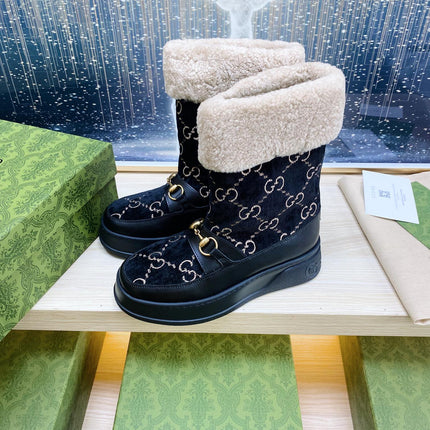 HORSEBIT ANKLE BOOTS WITH MERINO TRIM IN BLACK VELVET AND CALFSKIN