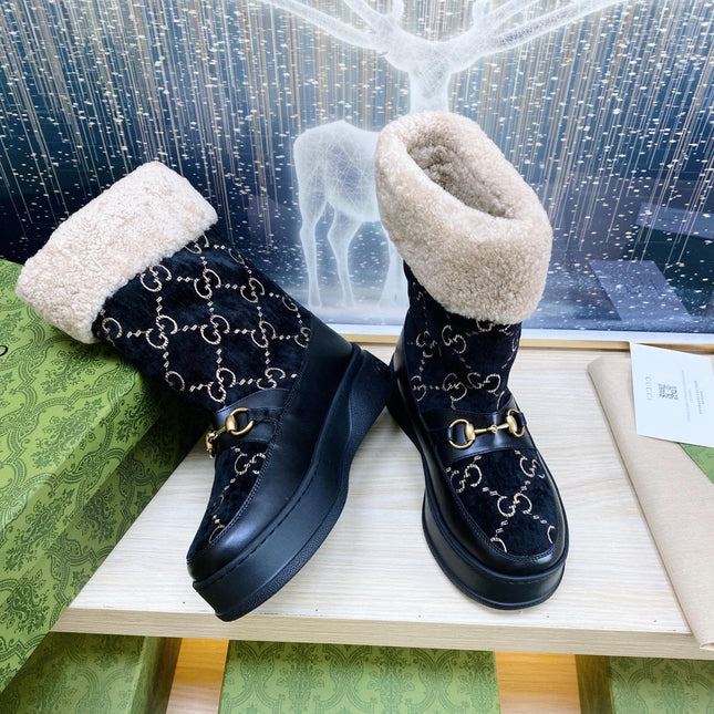 HORSEBIT ANKLE BOOTS WITH MERINO TRIM IN BLACK VELVET AND CALFSKIN