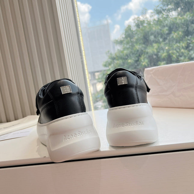 ACNE STUDIO SNEAKER IN BLACK LAMBSKIN