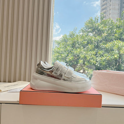 ACNE STUDIO SNEAKER IN SILVER LAMBSKIN