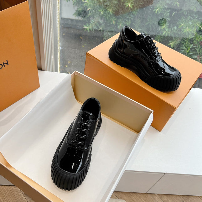 LV ARCHLIGHT SKATE SNEAKER IN BLACK GLOSSY CALFSKIN